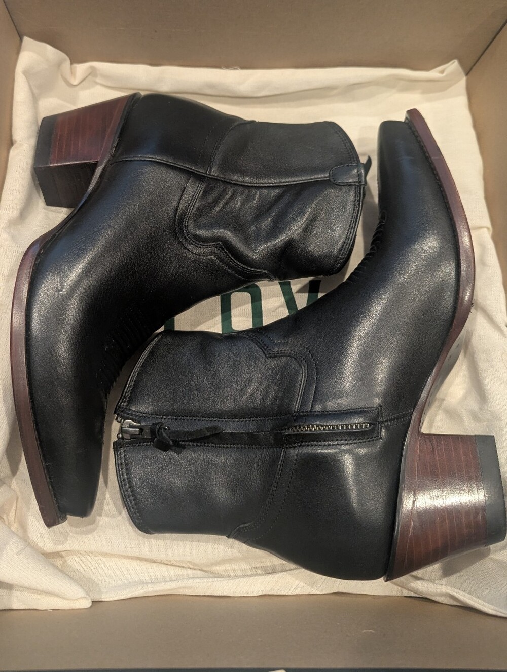 Tecovas The Daisy Black Leather Pointed Toe Western Ankle Boots